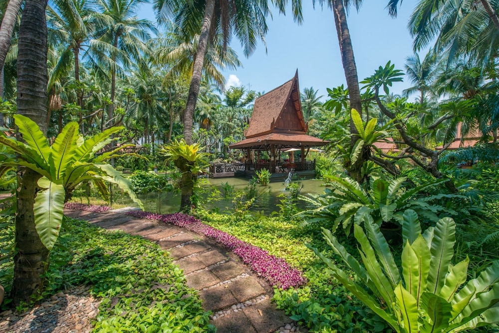 Avani Pattaya Resort 45/48