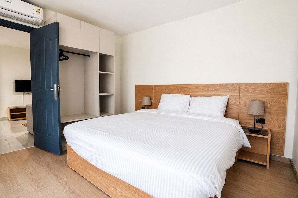Newcity Suites Apartments 17/50