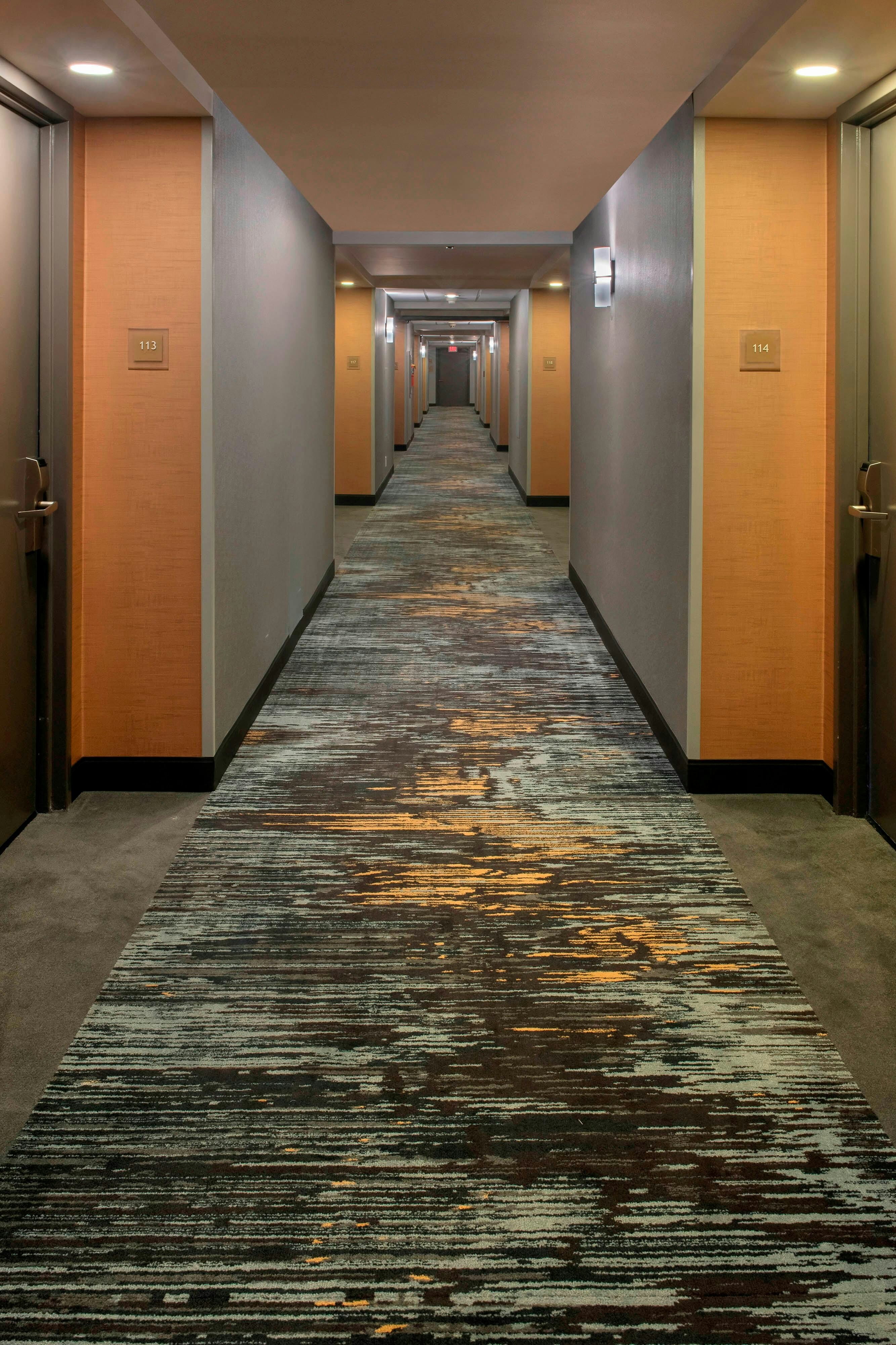 Four Points by Sheraton Philadelphia Northeast 15/15