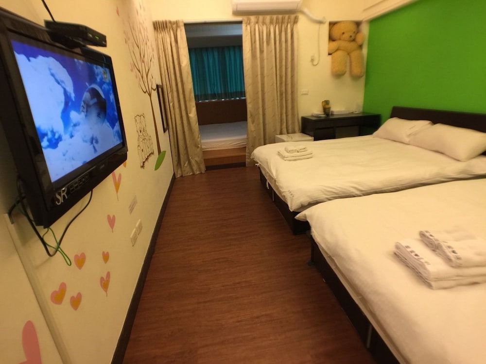Love Fengjia Colorful Hotel 5/37