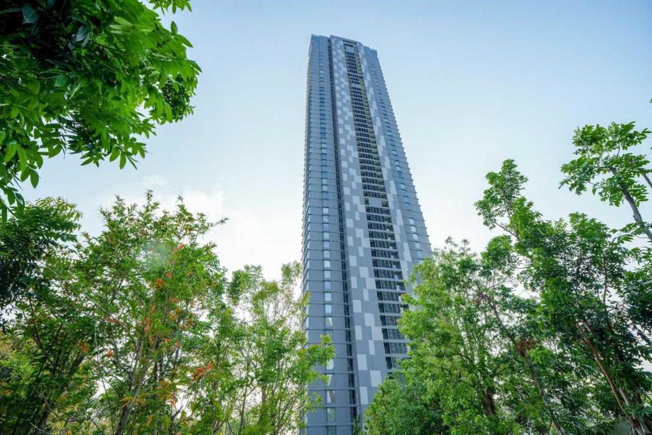 Luxury 2BR Sea View Apartment with Private Lift and Free Parking in PATTAYA