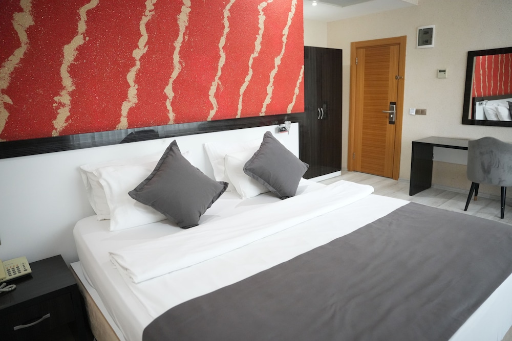Hotel Golden King 17/50