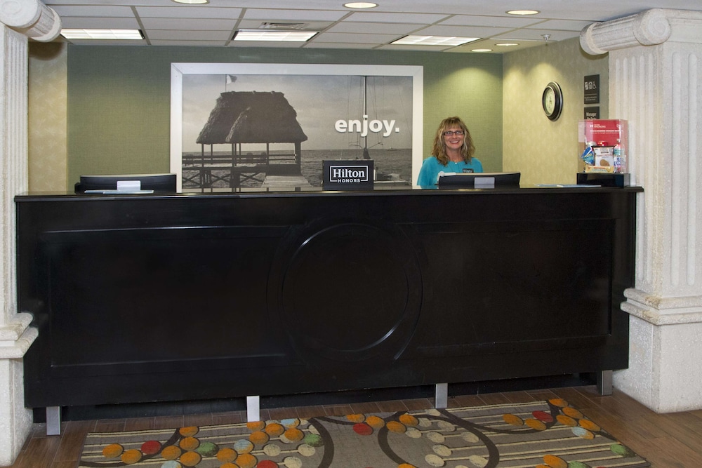 Hampton Inn Winter Haven 18/55