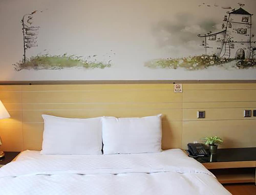 Dream 12 Hotel 50/71