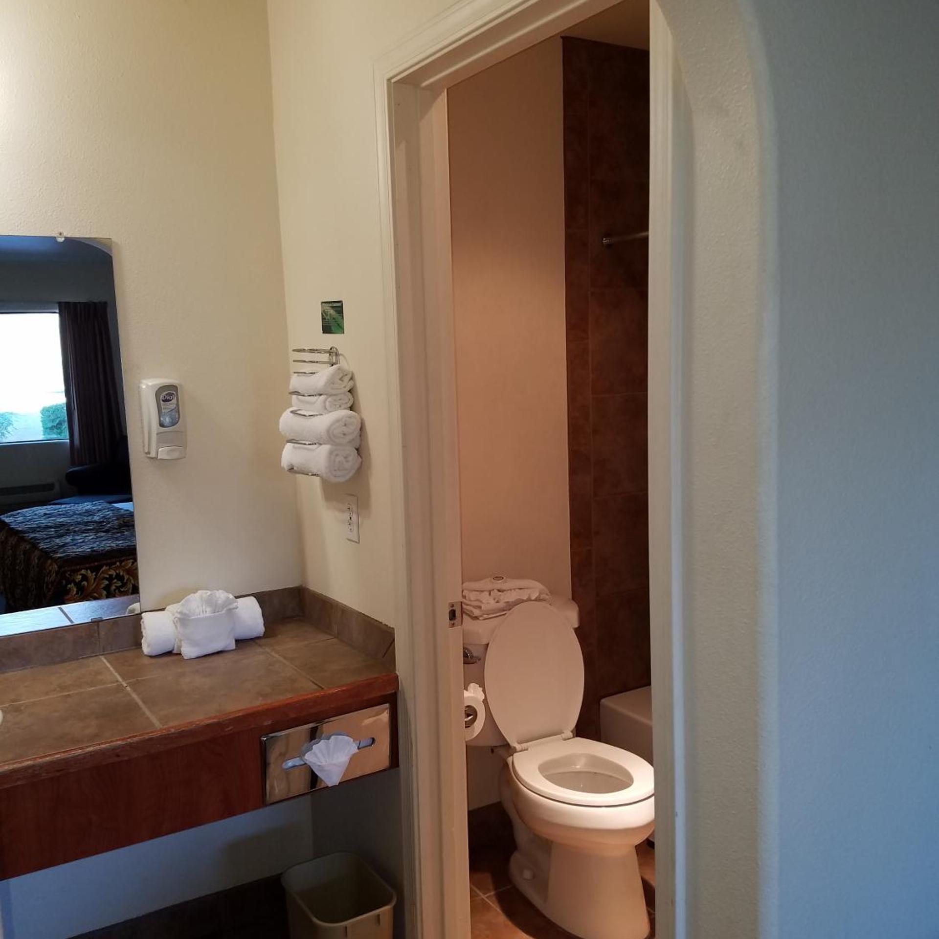 Premier Inns Tolleson 18/20