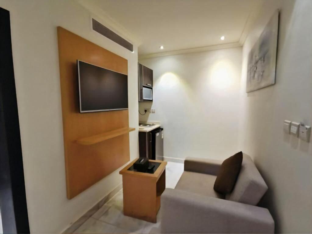 فندق أوزون(Ozone hotel) 11/21