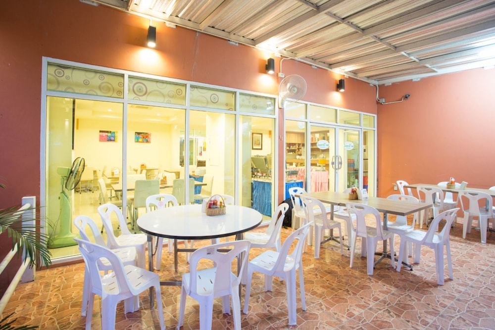 Tharakiree Place Hotel 28/45