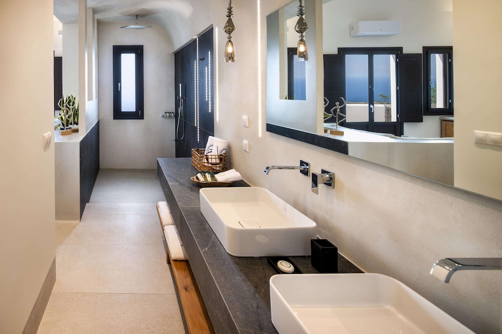 Venus Sunrise Suites and Villas 60/64