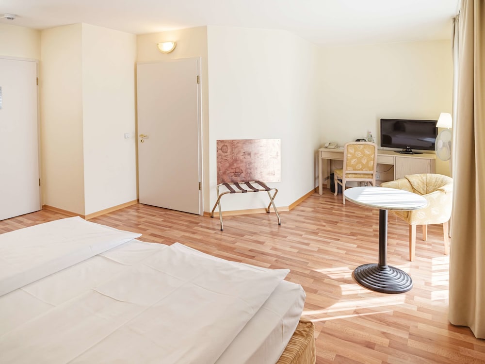 Am Schloss Kopenick By Golden Tulip Ex Best Western Hotel Am Schloss Koepenick 11/77