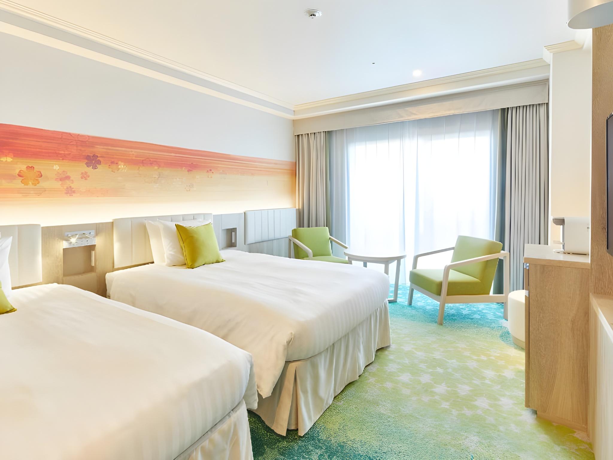 Nikko, Standard, Twin Beds