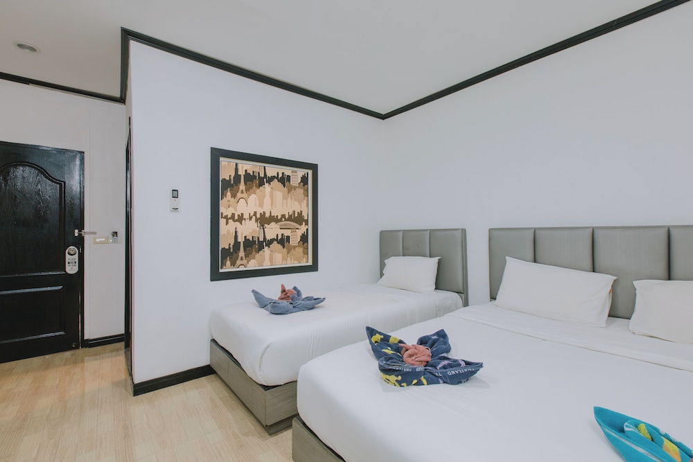 Royal Beach Residence 17/50
