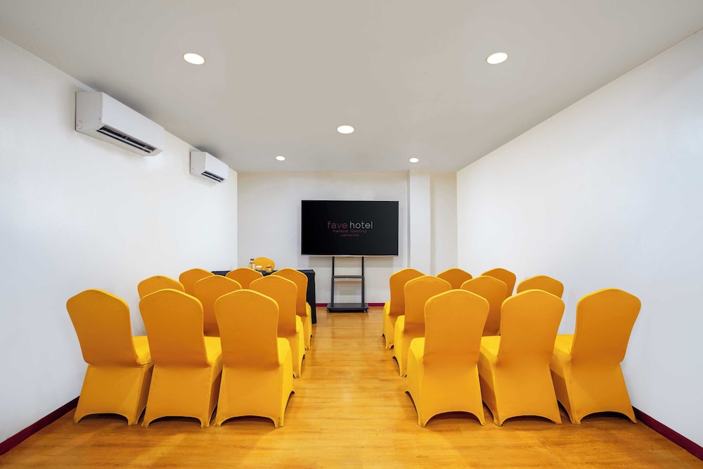 favehotel Kelapa Gading 47/54