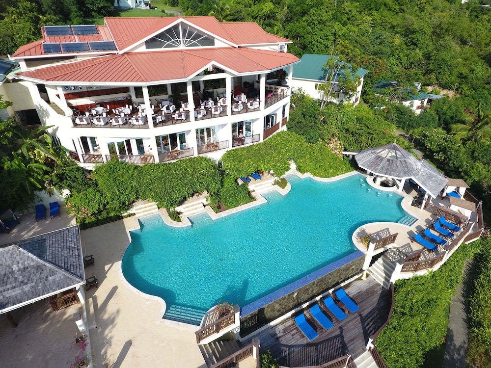 Calabash Cove Resort And Spa - Adults Only 8/38