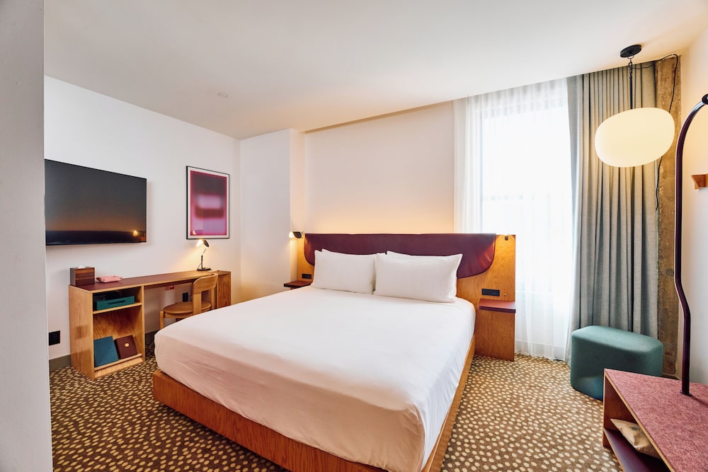 Room, Multiple Beds