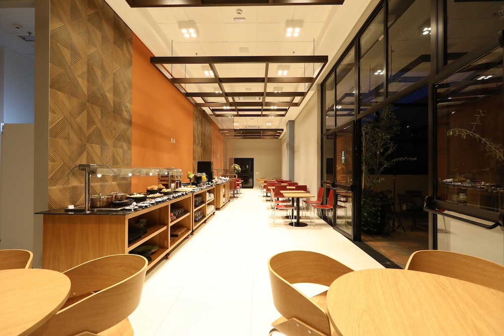 Comfort Suites Sao Jose do Rio Preto 36/50