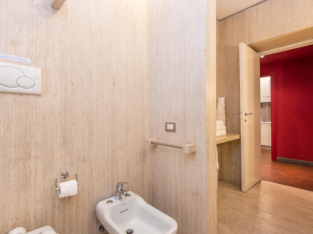 RSH Campo de Fiori Luxury House 34/38