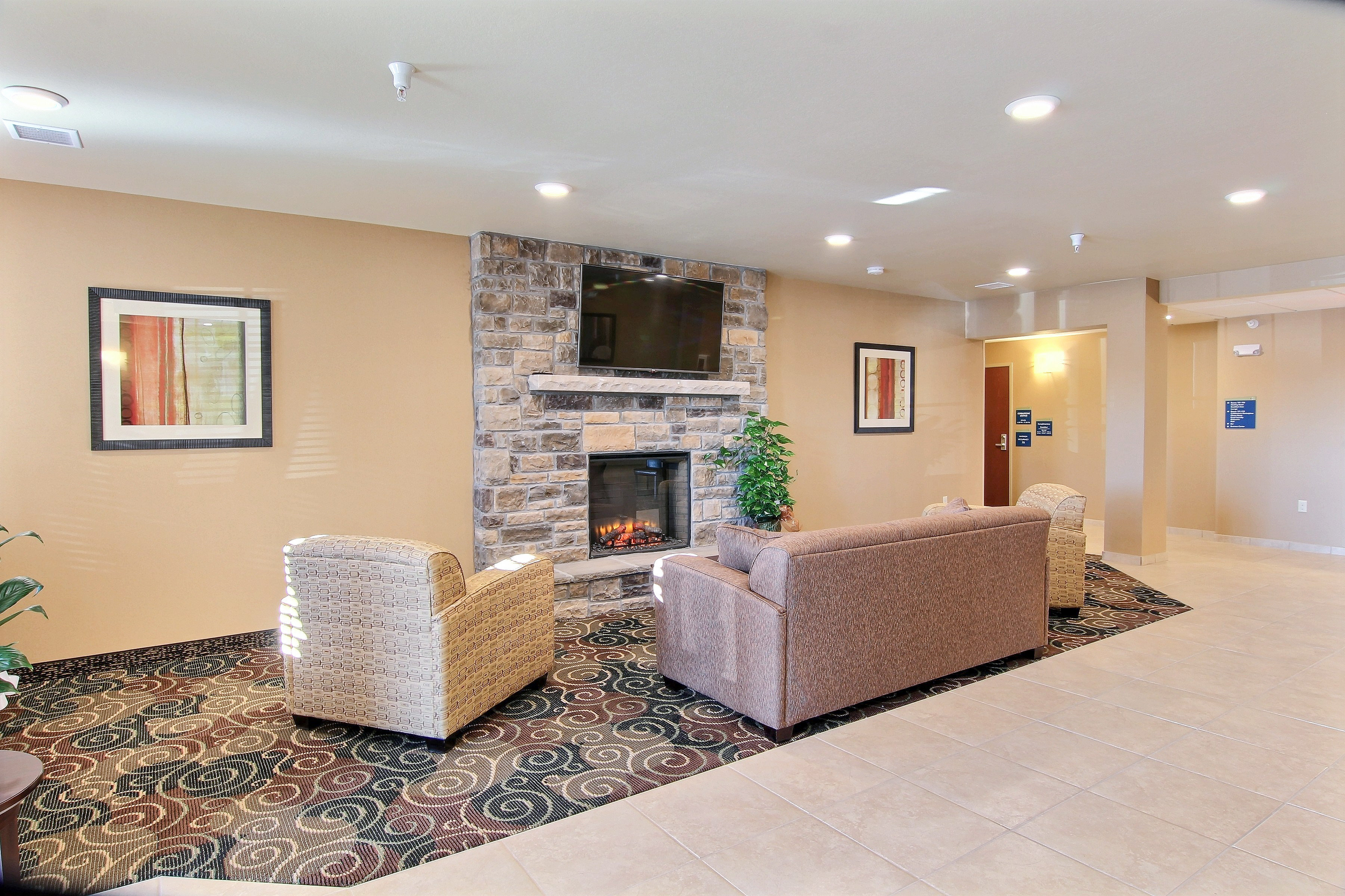Cobblestone Hotel & Suites - Beulah 45/62