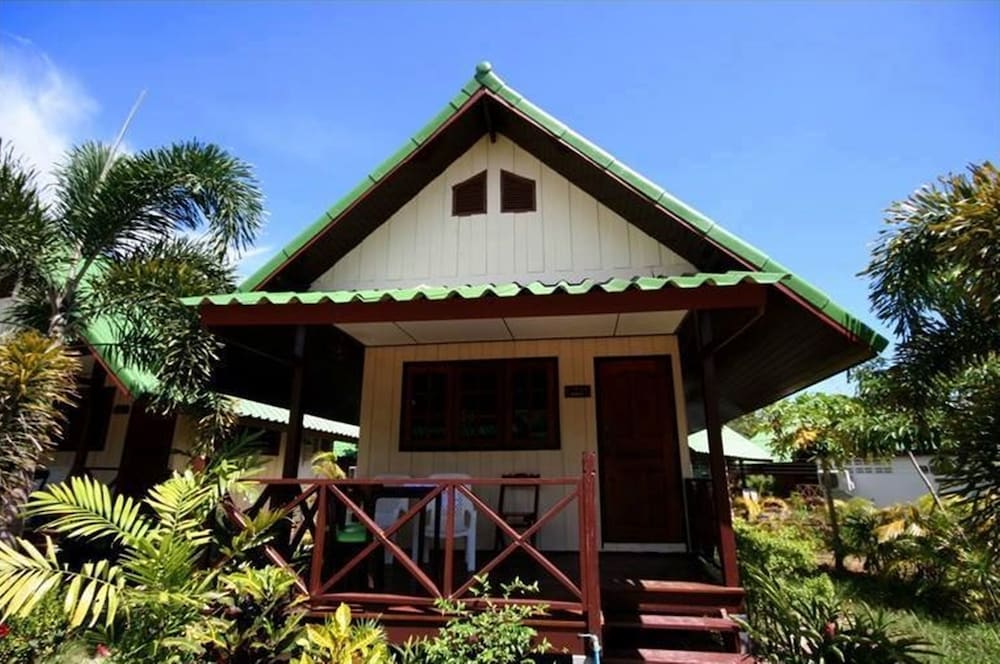 Varin Beach Resort 5/75