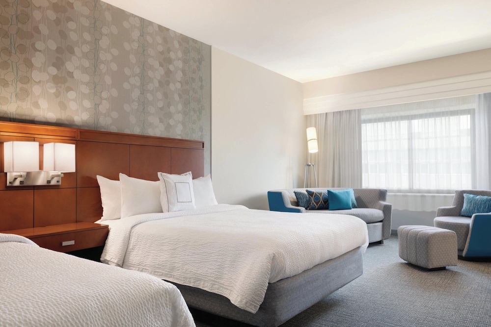 Room, Double Bed
