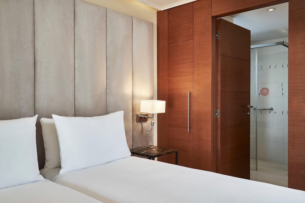 Bellevue On The Beach Suites 8/31