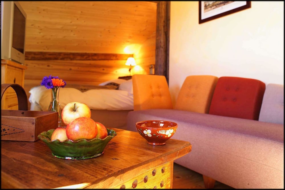 Chalet-Hotel La Ferme du Chozal, The Originals Relais (Hotel-Chalet de Tradition) 50/69
