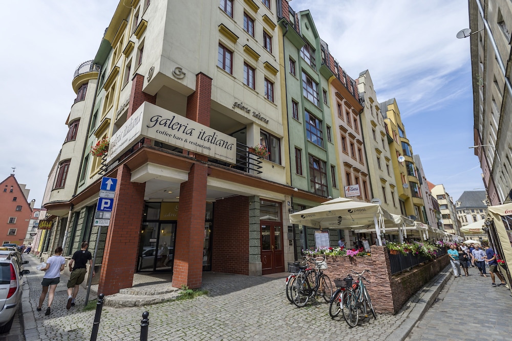 Galeria Italiana Apartments 43/50