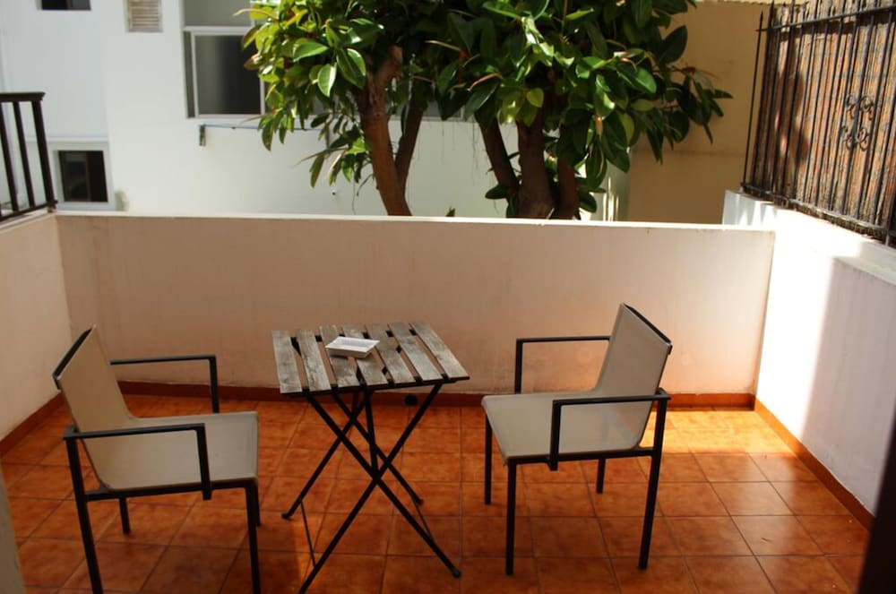 Hostal Balearic 10/20