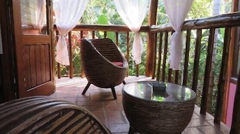 Villa Manakas 38/78