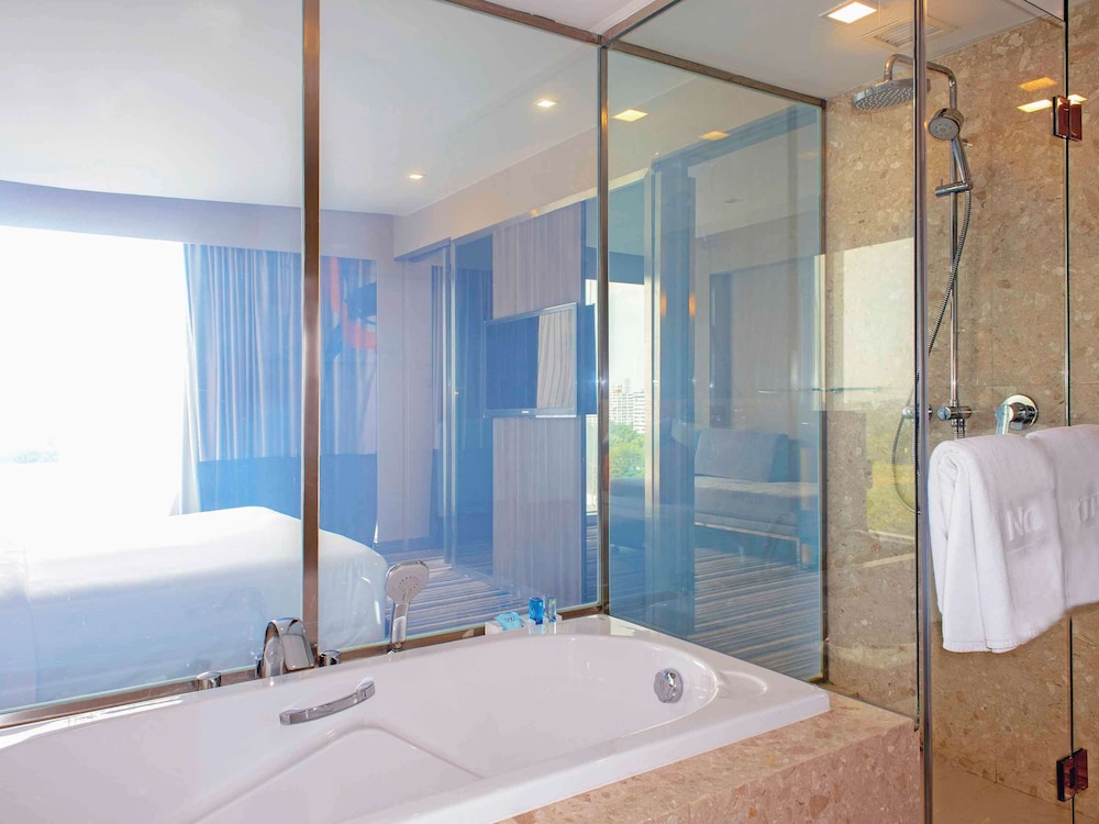 Novotel Bangkok Impact 30/77