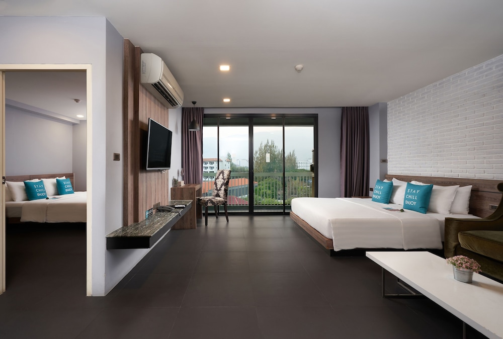 2 Bedrooms, Family Suite, 2 Double Beds, Mountain View, Cross Vibe Chiang Mai Decem 4/10
