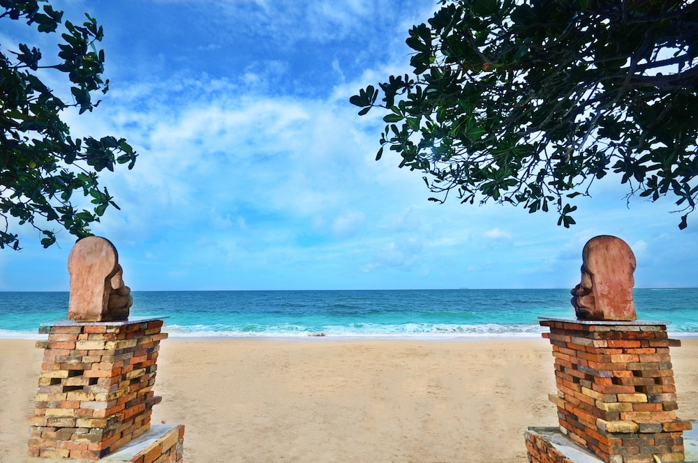 Lanta Sand Resort And Spa 69/71