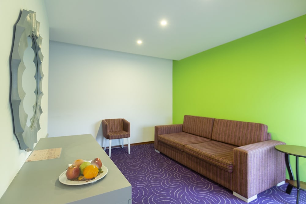 Mene City Hotel 46/70