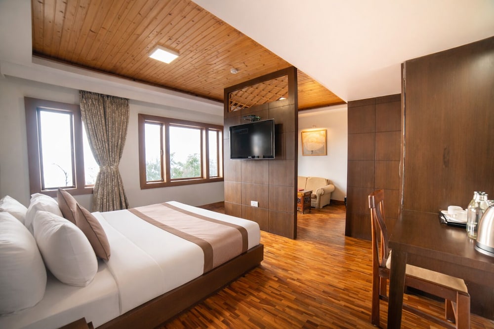 HOTEL MOUNT SINIOLCHU 20/50