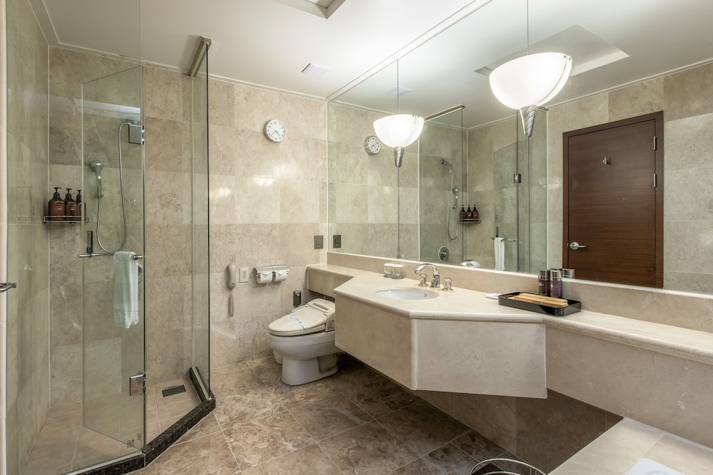 Shangria Beach Tourist Hotel 13/50