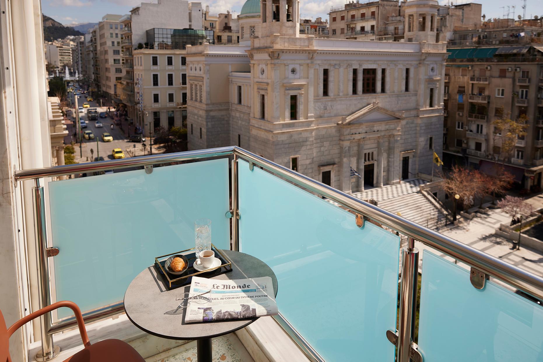 Casual Kubic Athens in ATHENS