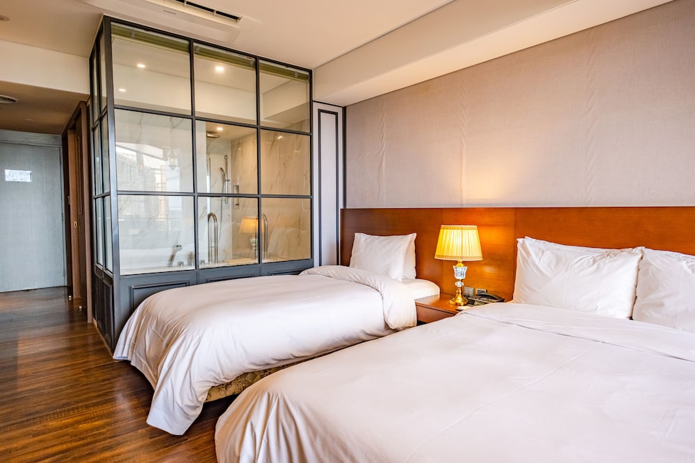 Dyne Oceano Hotel 29/75
