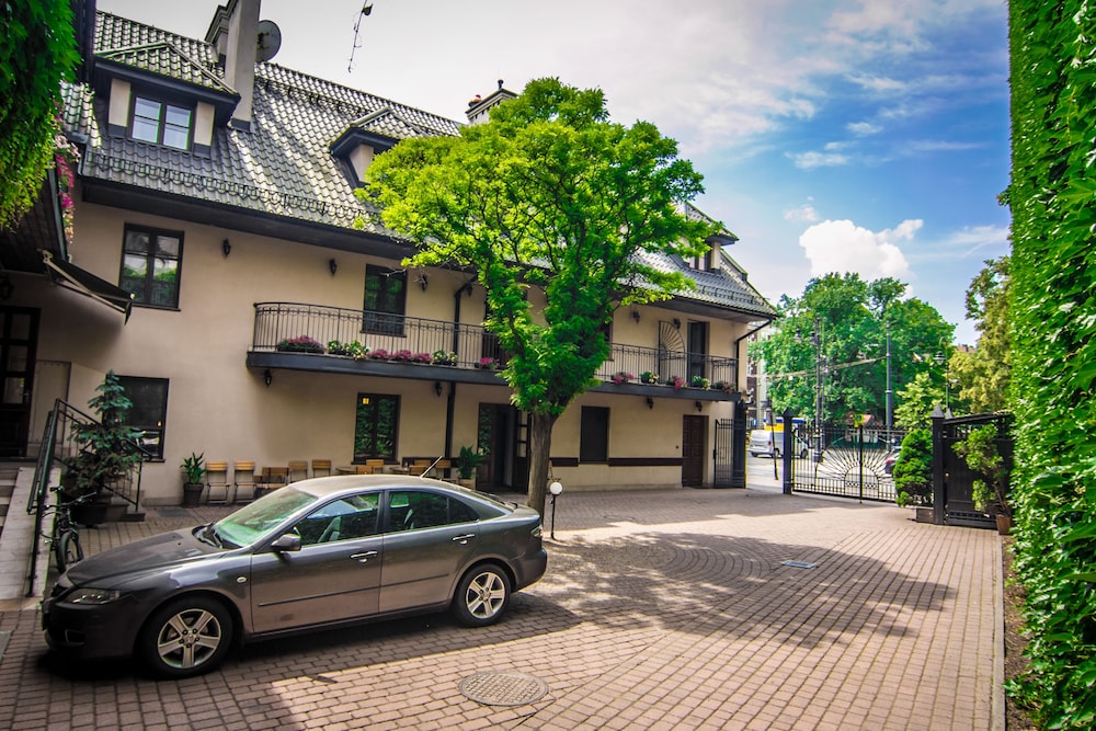 Hotel Fortuna Bis 66/75