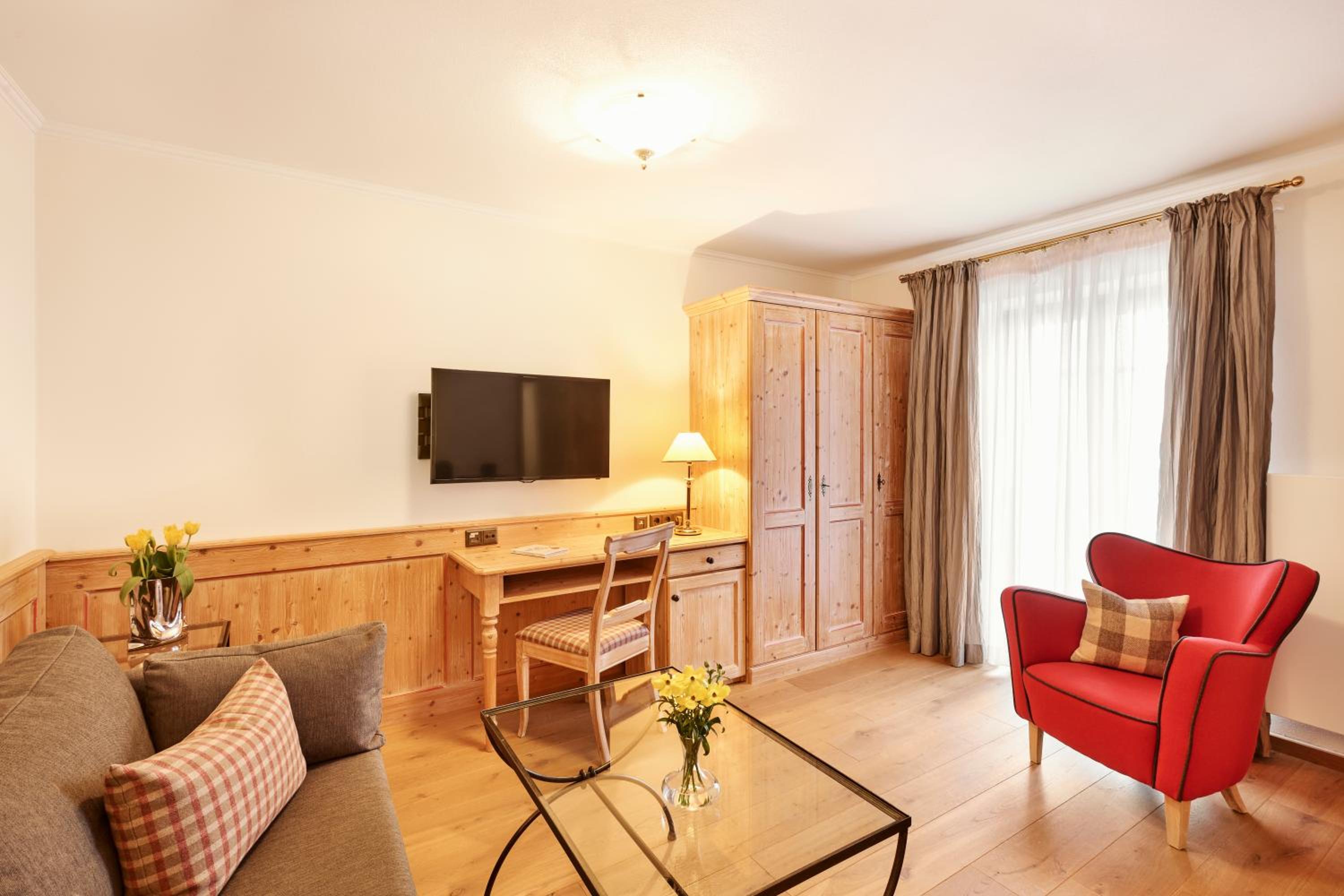 Hotel Auf der Gsteig 44/60