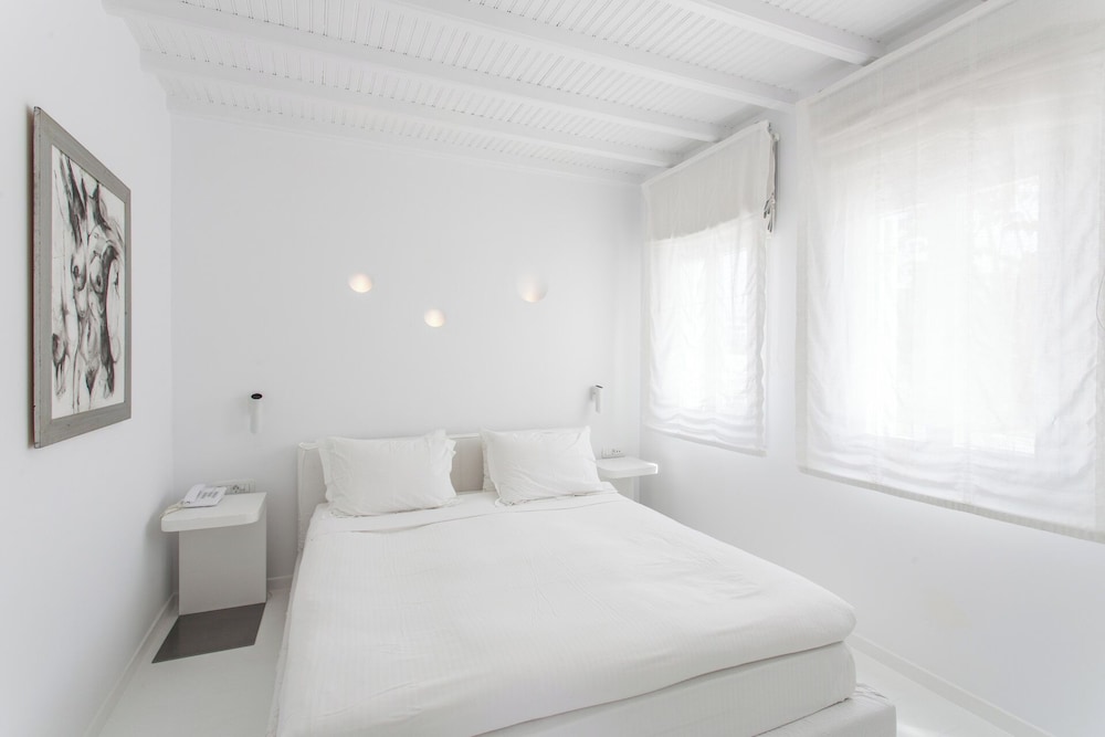 Ostraco Suites 20/75