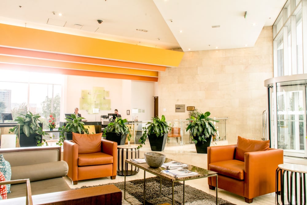 Holiday Inn Bogota Airport 44/75