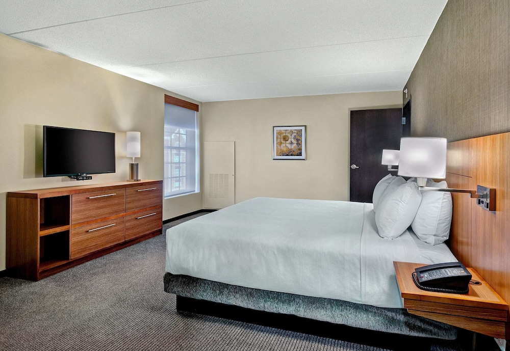 Hyatt Place Fredericksburg At Mary Washington 13/65