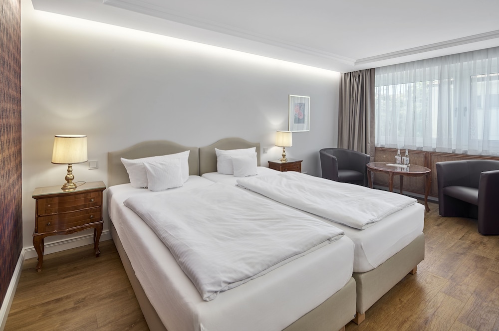 CLASSIC, DOUBLE BED