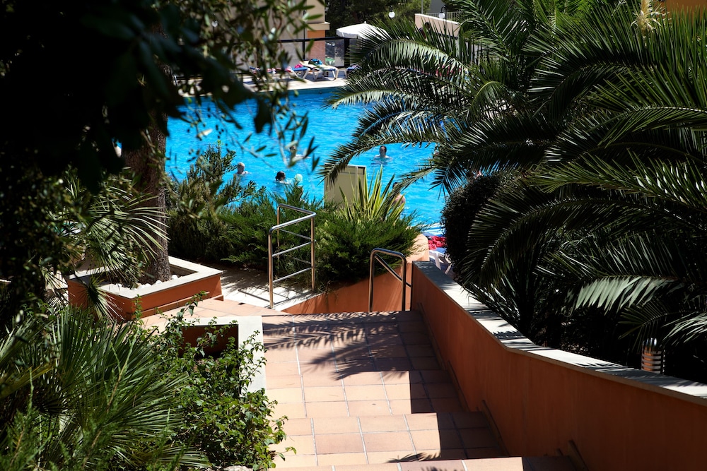 Blue Bay Hotel 27/31