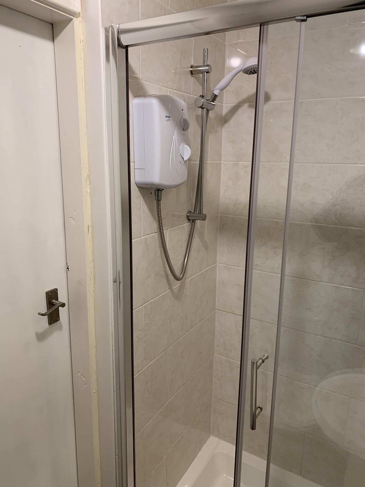 COMFORT, TRIPLE