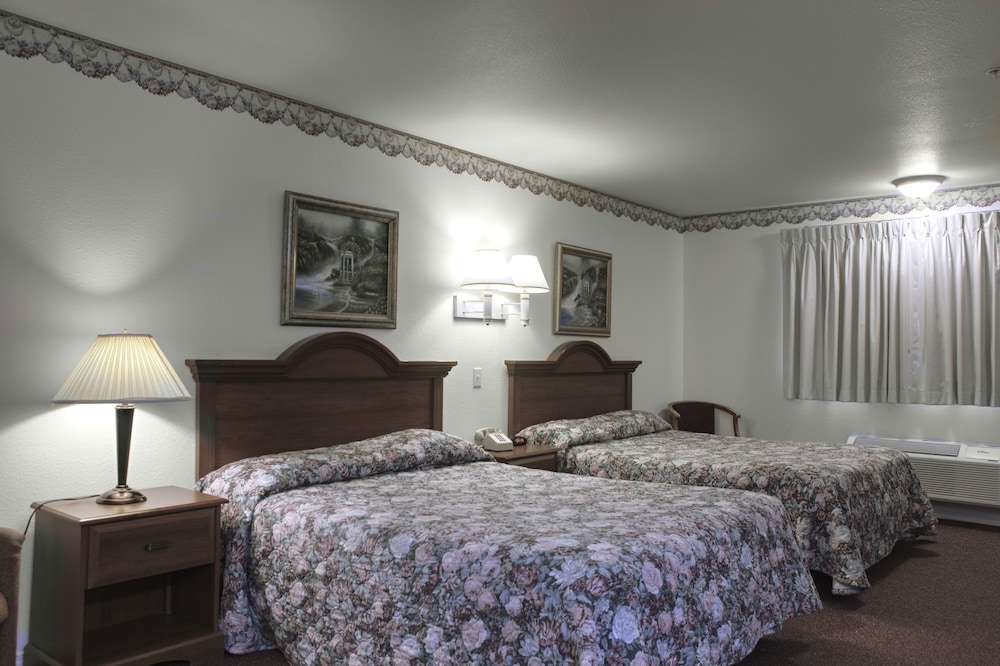 Lighthouse Inn 34/37