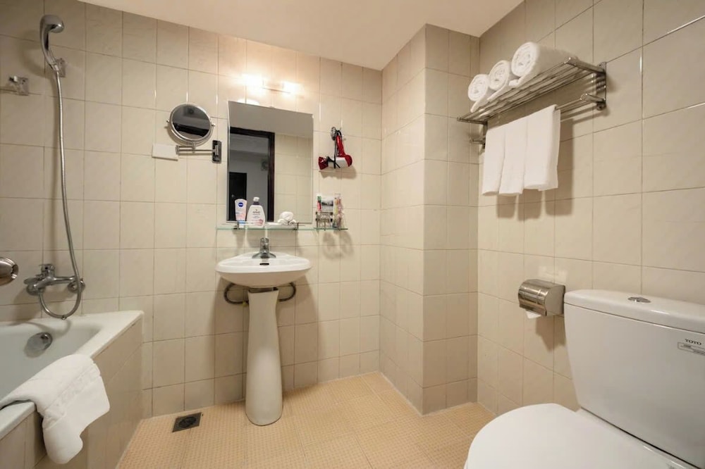 A25 Hotel 80 Mai Hac De 28/36