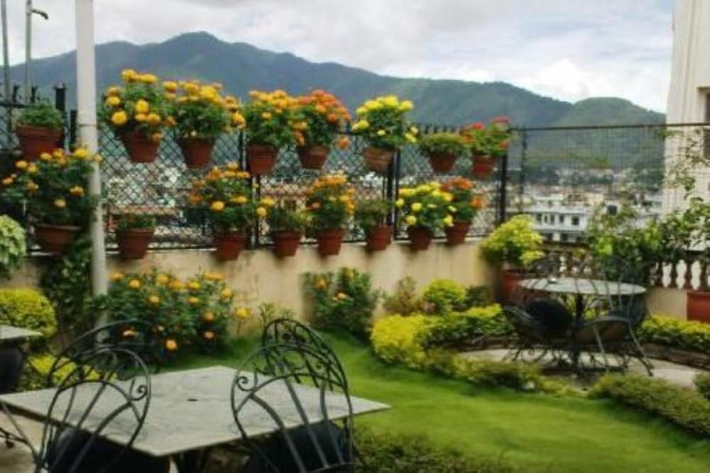 Peace Guest House 29/34