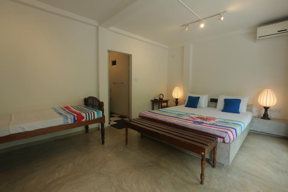 Villa Hundira 5/50