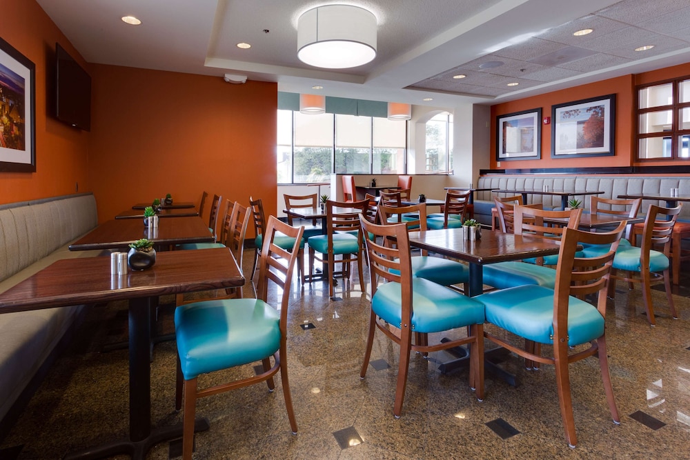 Drury Inn and Suites Columbia stadium Boulevard 26/33