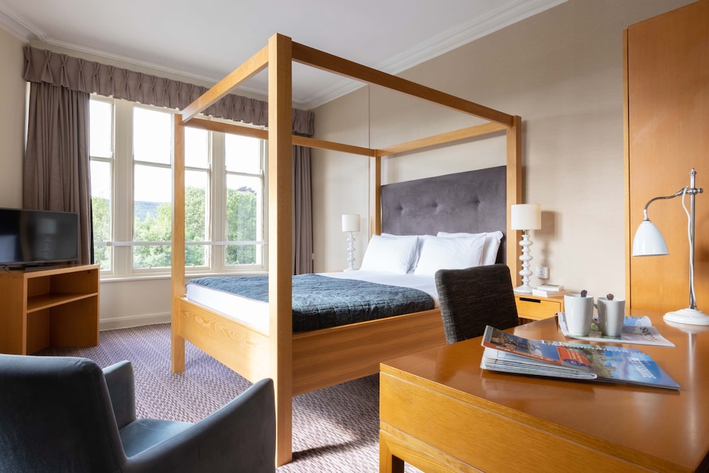 Pitlochry Hydro Hotel 24/71
